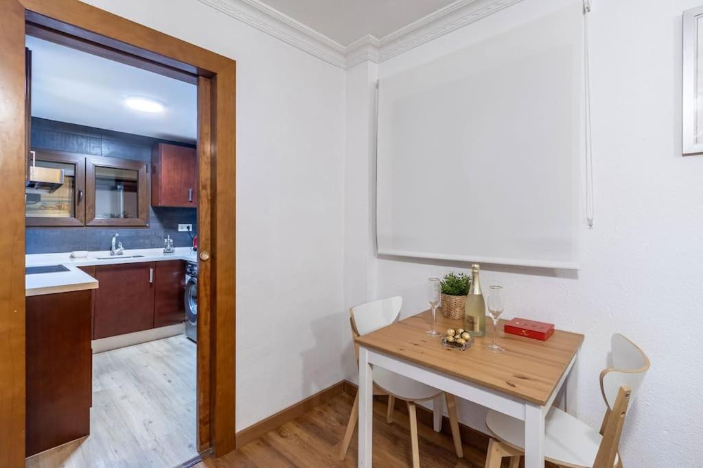 Apartamento Con Terraza A 4 Minutos De La Catedral Granada Eksteriør billede
