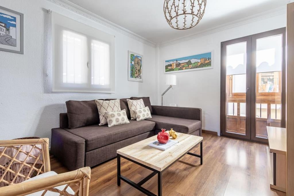 Apartamento Con Terraza A 4 Minutos De La Catedral Granada Eksteriør billede