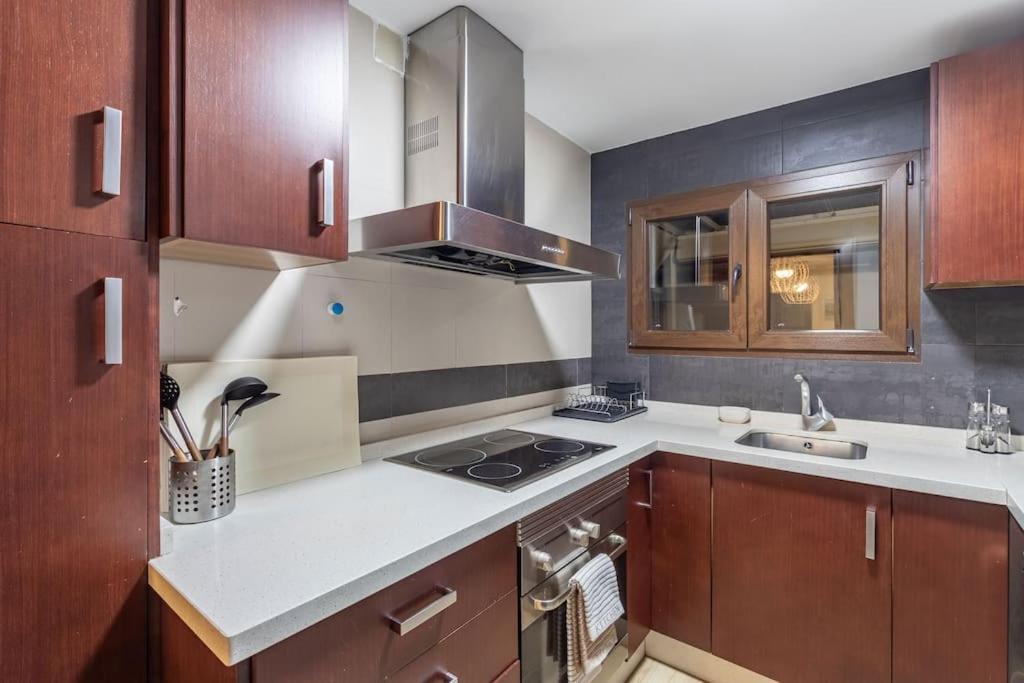 Apartamento Con Terraza A 4 Minutos De La Catedral Granada Eksteriør billede