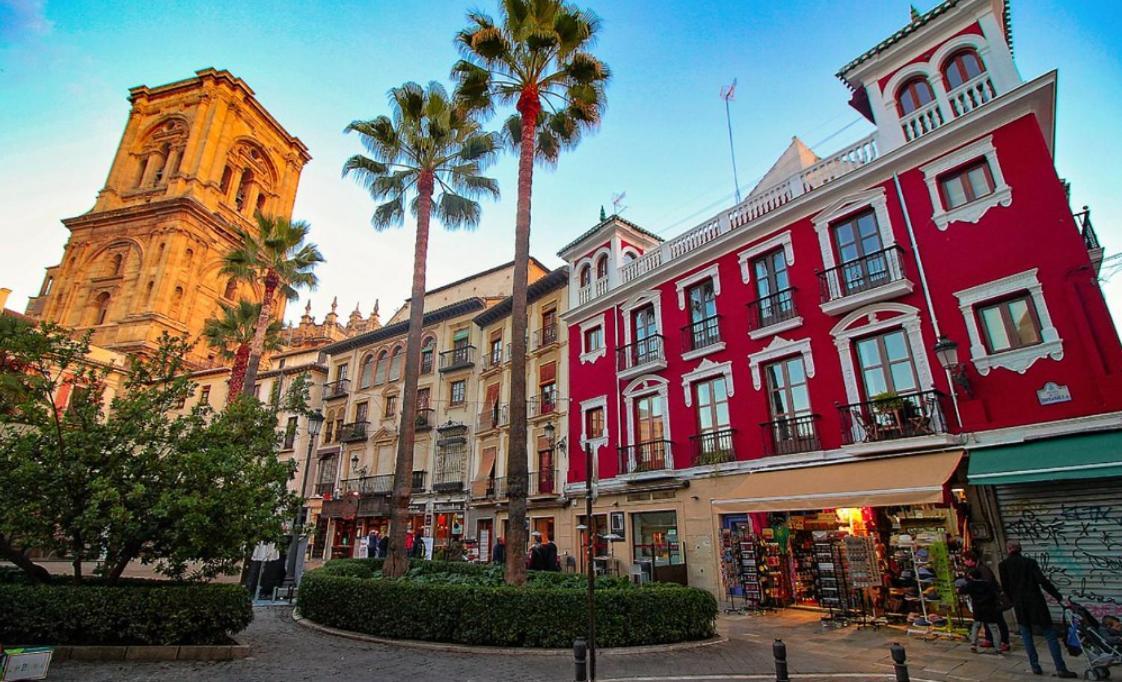 Apartamento Con Terraza A 4 Minutos De La Catedral Granada Eksteriør billede
